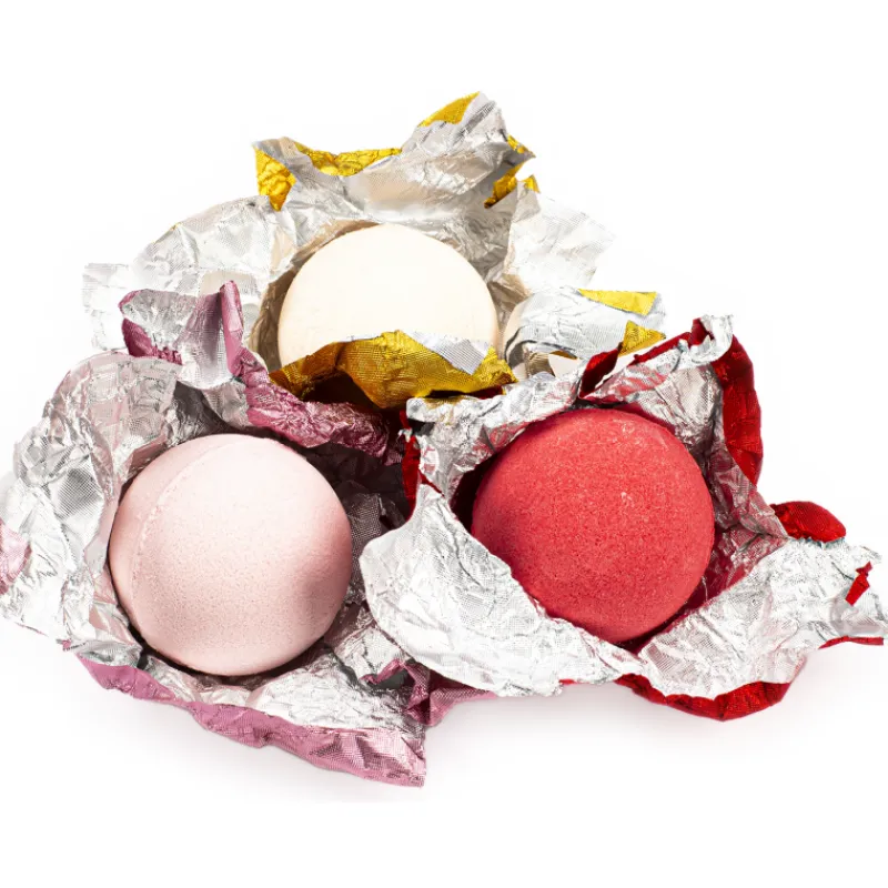 lahjapakkaus-simple-pleasures-fCaatQsg-0.webp Simple Pleasures Kosmetiikkalahjapakkaukset^Lahjapakkaus 3 X 50 G Gingerbread Man Kylpypommit