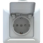 Egant Sähköasennustarvikkeet-Pistorasia 1-osainen IP44