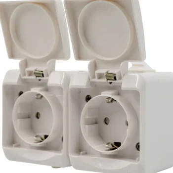 Egant Sähköasennustarvikkeet-Pistorasia IP44 2-osainen Valkoinen