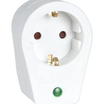 Airam Jatkojohdot-Ylijännitesuoja 16A 250V Vain Maad. Pistorasiaan